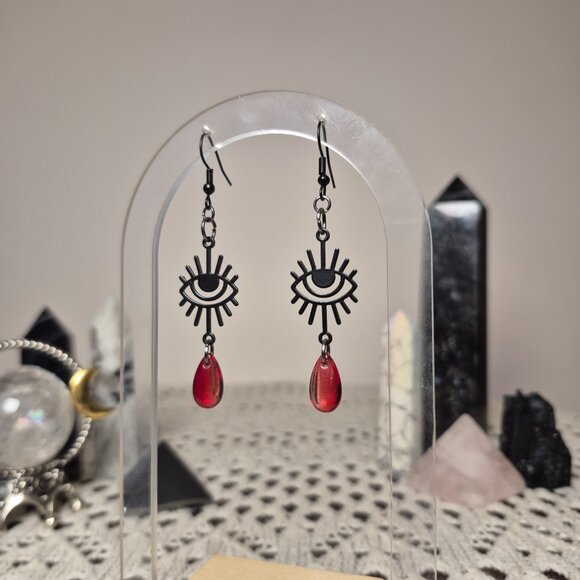 Simple Twist of Fate Earrings - Picture 2 of 5